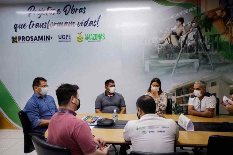 O Governo do Amazonas e a Prefeitura de São Gabriel da Cachoeira (a 852 quilômetros de Manaus) anunciam que as obras de recuperação da Estrada do Camanaus devem começar até a próxima semana