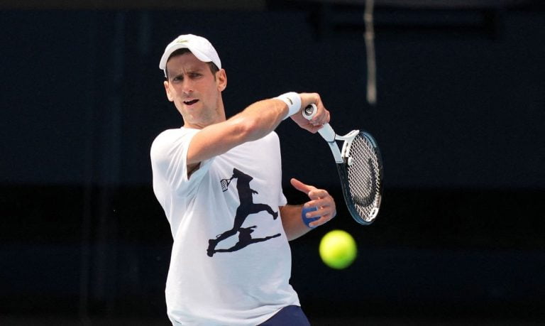 Novak Djokovic é dono de empresa que desenvolve tratamento contra Covid