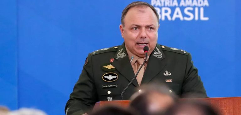 Uma comissão formada pelo alto escalão de sete ministérios do governo federal determinou sigilo de 100 anos ao processo do Exército contra o ex-ministro da Saúde Eduardo Pazuello por participar de um ato político ao lado de Jair Bolsonaro (PL)
