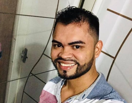 O empresário Raniel Rico Henrique de Abreu, de 30 anos, foi morto a tiros na madrugada deste sábado (15) em um bar localizado na rua Girua, no bairro Cidade Nova, na zona Norte. Ele era proprietário do Cervejeiros S.
