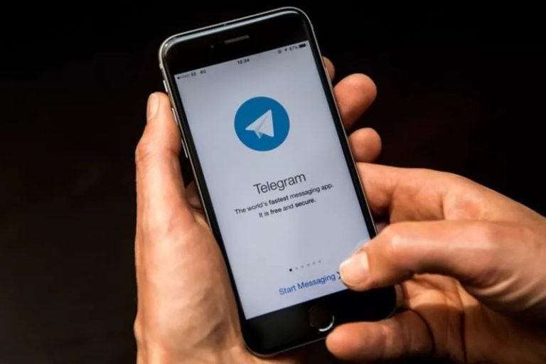Ao ser questionado sobre as medidas do Ministério Público Federal (MPF) em relação ao aplicativo de mensagens Telegram, o presidente Jair Bolsonaro (PL) afirmou que o governo federal está "tratando o assunto"