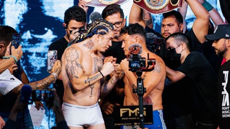 Whindersson Nunes apanha de Popó no ringue, mas luta termina empatada (Foto: Divulgação)