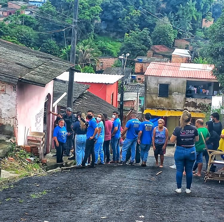 Cerca de 70 gatos são apreendidos em situação de maus-tratos em Manaus