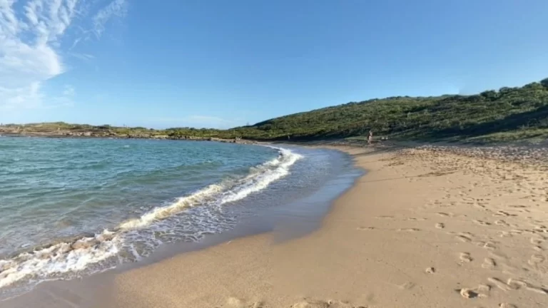 Rapaz dorme em praia e acorda com a barriga aberta e sem parte do intestino (Foto: Reprodução)