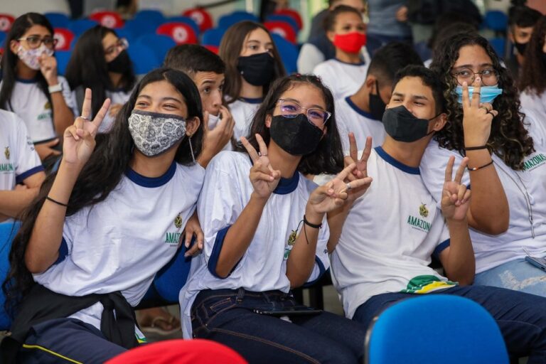 Prefeitura orienta alunos a atualizarem dados para não perderem Passe Livre Estudantil
