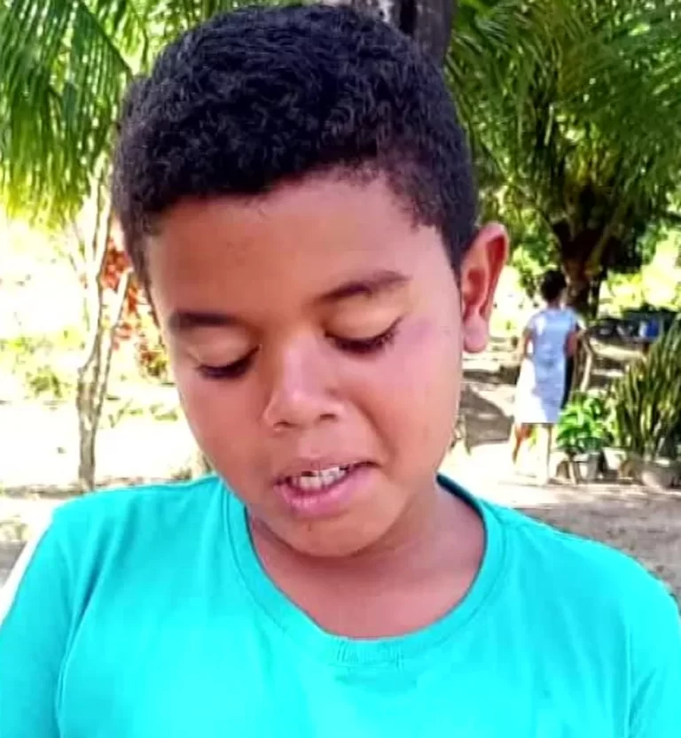 Na noite dessa quarta-feira (16), a Polícia Civil capturou dois homens e um adolescente de 15 anos foi apreendido por suspeita de envolvimento no homicídio de Jonatas Oliveira, na Zona da Mata pernambucana