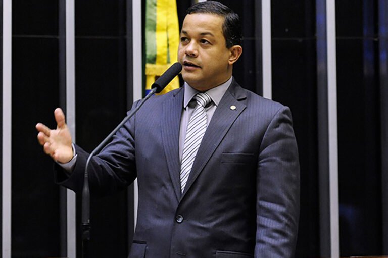 Deputado Delegado Pablo em entrevista no programa Boa Noite Amazônia