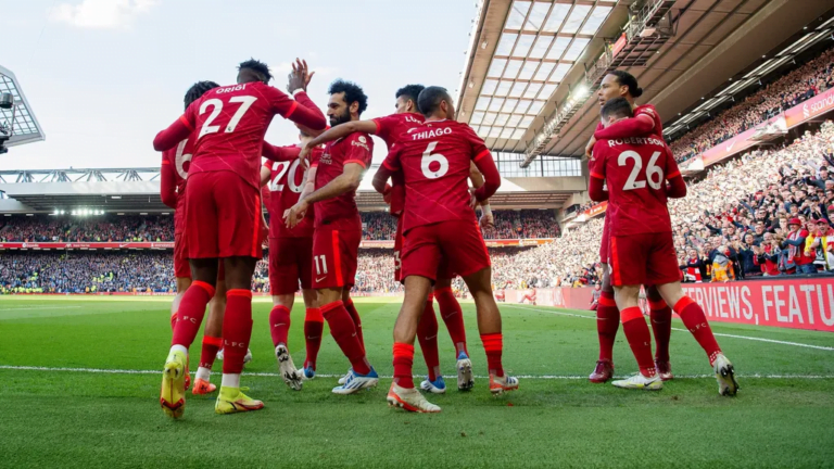 Liverpool vence Villareal e fica perto da final da Champions League