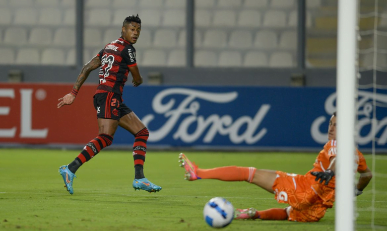 Flamengo vence o Sporting Cristal na estreia da Libertadores; confira os demais resultados Flamengo vence o Sporting Cristal na estreia da Libertadores; confira os demais resultados