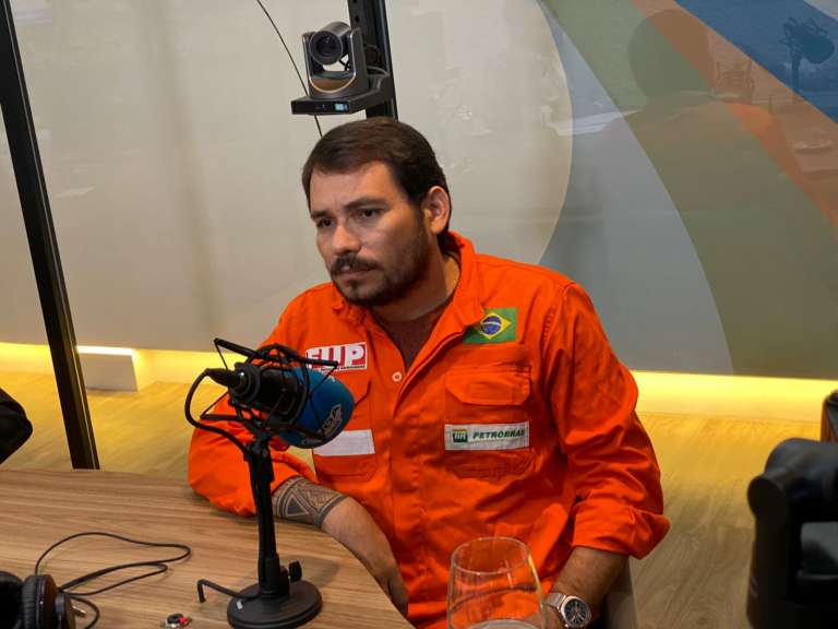 EXCLUSIVO| "Se privatizar refinaria, Amazonas poderá ter gasolina mais cara do Brasil", diz Sindipetro