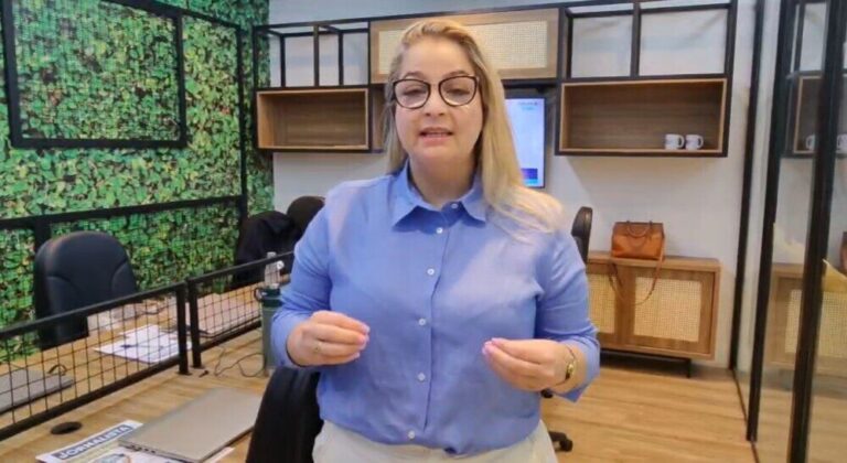 A pré-candidata ao governo do Amazonas, Carol Braz (PDT) disse, em entrevista à rádio e TV Onda Digital nesta quarta-feira (4), que está visitando comunidades para coletar demandas e, junto com uma equipe técnica, elaborar um plano de governo baseado na melhoria da educação, saúde e segurança
