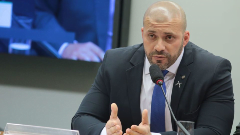 Daniel Silveira tem pedido de soltura negado pelo STF
