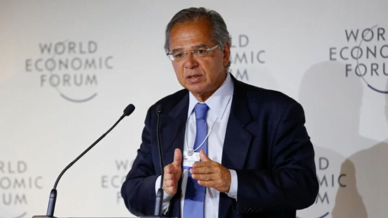 Guedes chama governadores críticos de medida do ICMS de "despreparados e ingratos"