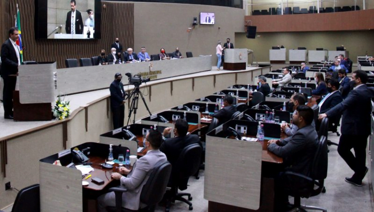 Pareceres da LDO de 2023 serão votados na segunda, diz vereador