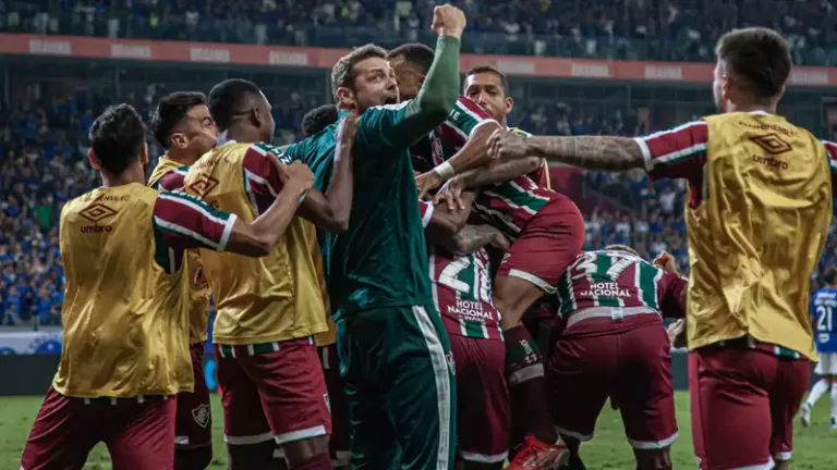 Fluminense vence Cruzeiro e vai às quartas da Copa do Brasil