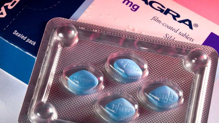 O Tribunal de Contas da União (TCU) reconheceu a denúncia encaminhada por parlamentares sobre compra superfaturada de Viagra para as Forças Armadas