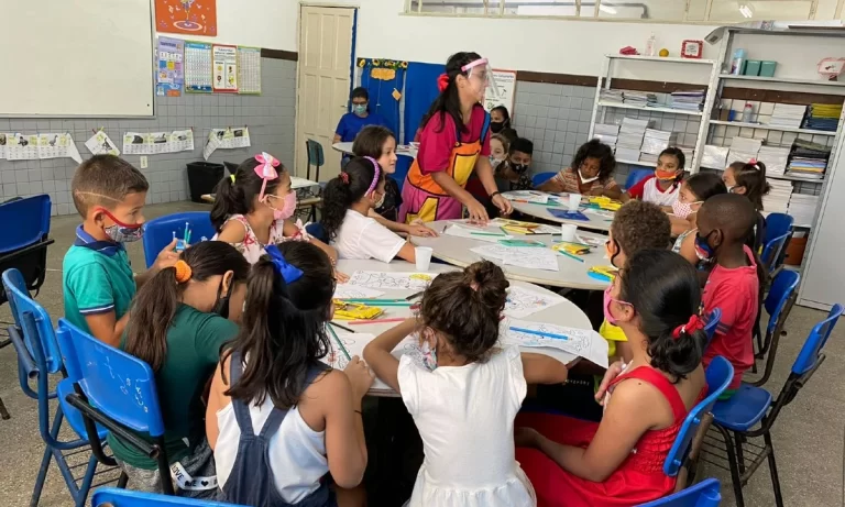 Lei obrigada orientação sobre abuso sexual infantil em escolas
