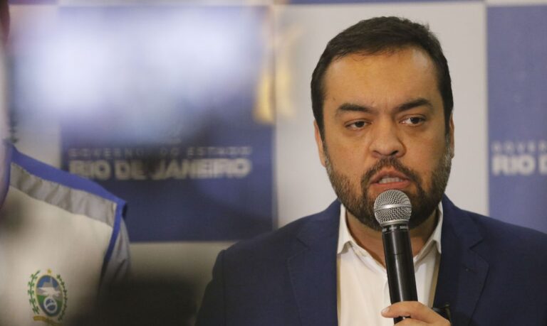 Rio: governador pede para denunciarem postos que não baixarem gasolina