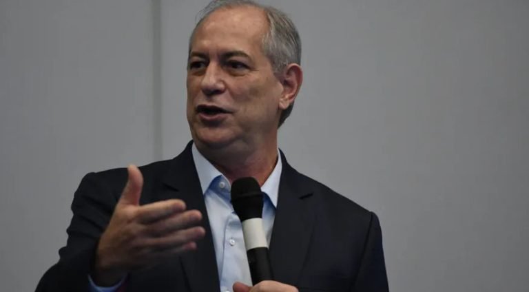 O candidato do PDT à Presidência da República, Ciro Gomes, afirmou nesta quinta-feira (4) que, se depender dele, a candidata a vice-presidente em sua chapa será uma mulher