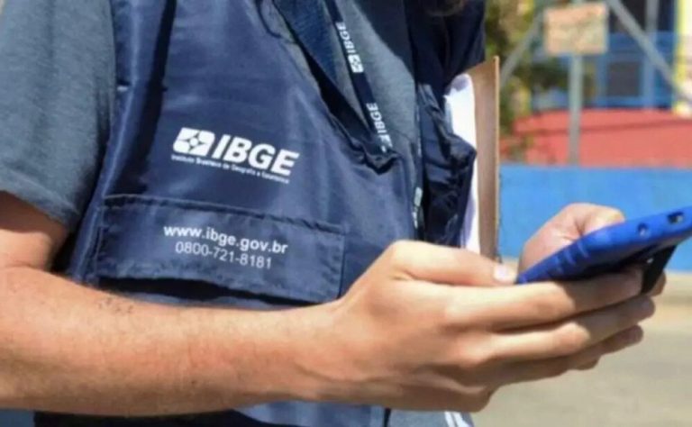O Instituto Brasileiro de Geografia e Estatística (IBGE) abriu outro processo seletivo para 6.765 vagas temporárias para o Censo Demográfico 2022