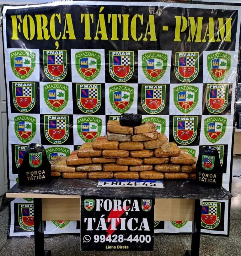 VEJA VÍDEO: Mais de 30kg de drogas são apreendidas em carro