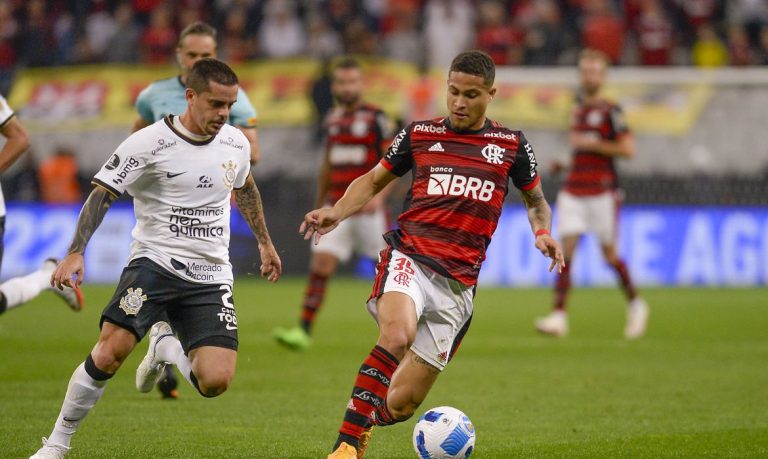 Flamengo recebe o Timão com  65 mil “flanáticos” no Maraca