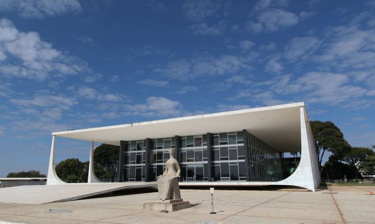 STF mantém taxas estaduais de fiscalização mineral