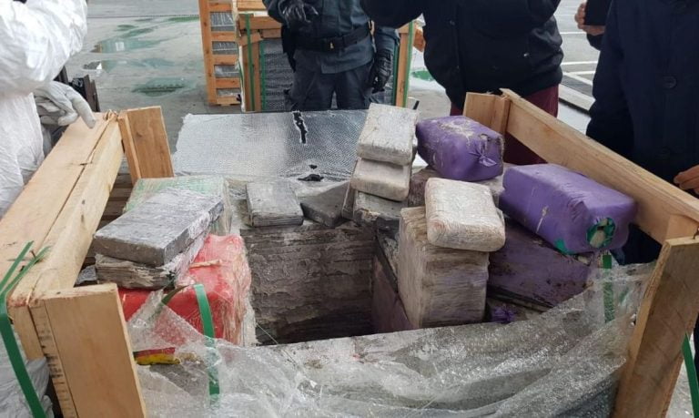 PF prende dois suspeitos de integrar a máfia italiana