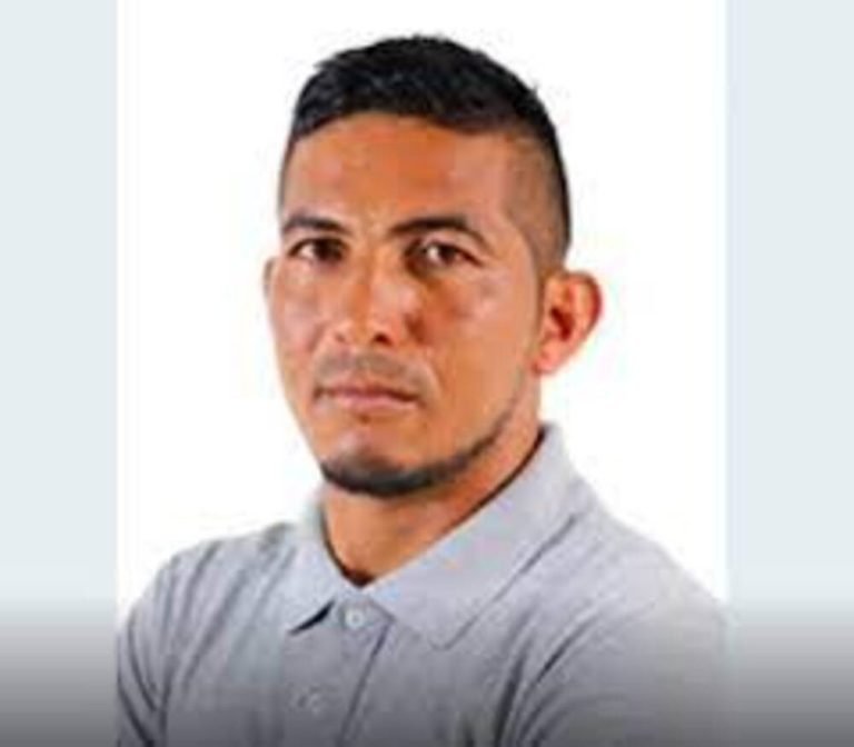 O vereador de Itacoatiara Wemerson da Silva Jacquiminout, mas conhecido como Barriga, foi baleado no fim da noite desse domingo (18)