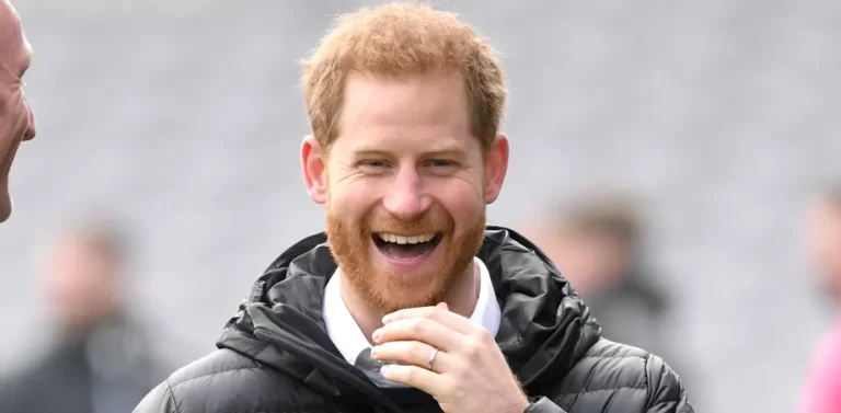 Príncipe Harry lançará livro de memórias