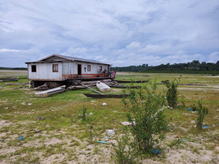 FVS-AM alerta que seca atinge mais da metade dos municípios do Estado