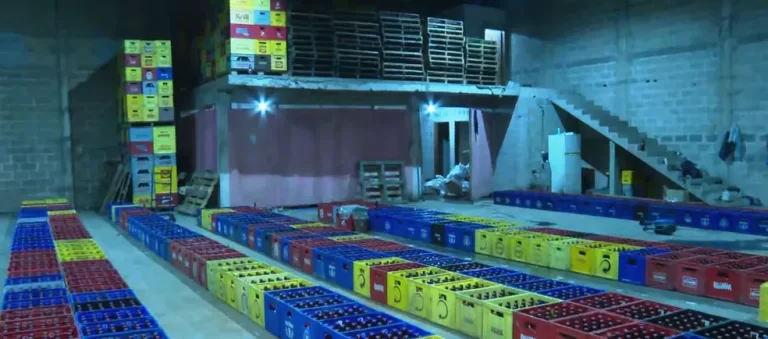 Polícia prende dupla e apreende 75 caixas de cervejas adulteradas