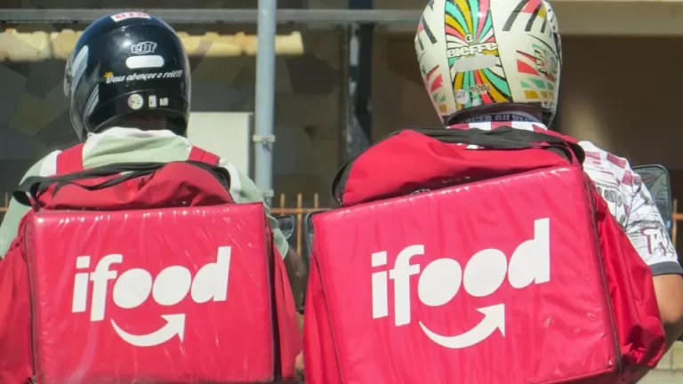 Vereador Diego Afonso propõe a proibição de bolsas para motoboys, em Manaus