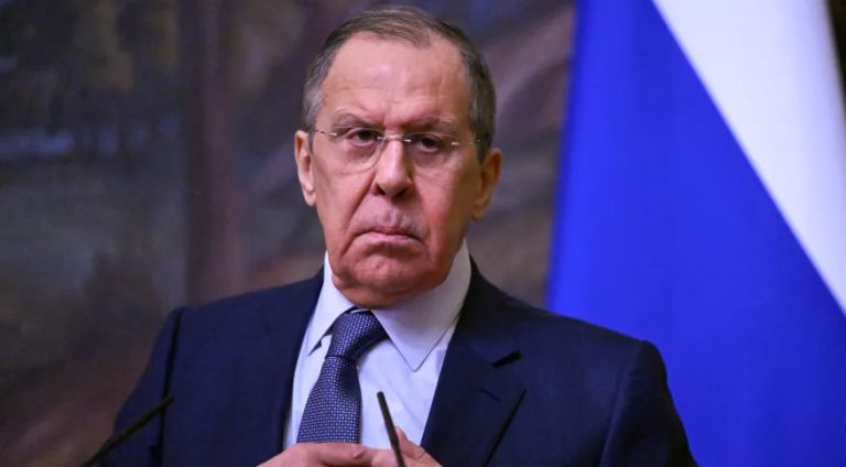 Chanceler russo diz que Putin está aberto a reunião com Biden