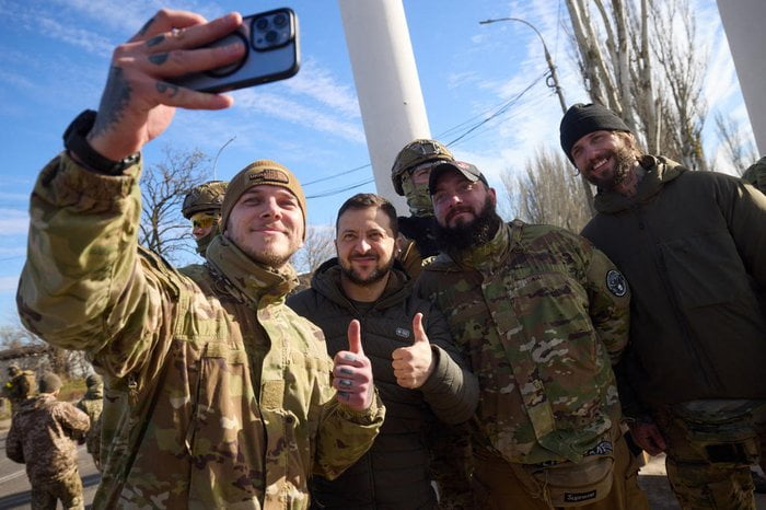 Zelensky fala sobre “início do fim da guerra” na Ucrânia