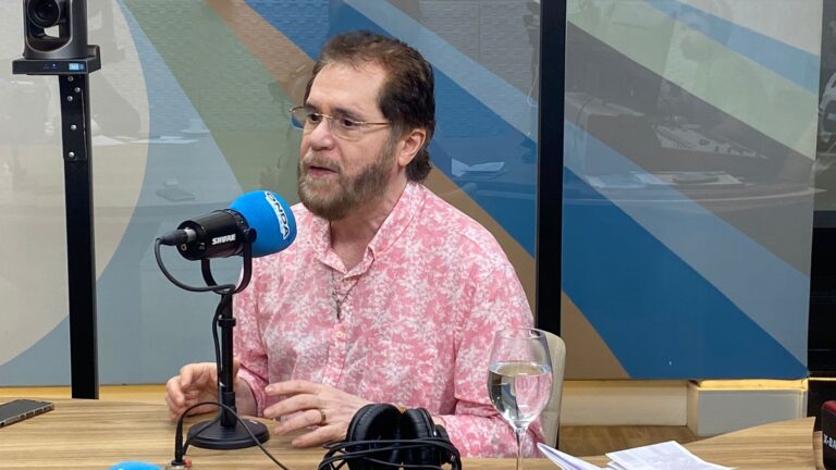 Valério: "Menezes não é meu candidato de opção" para prefeito