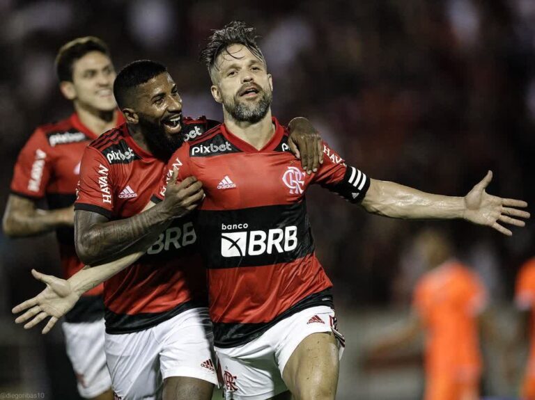 Diego Ribas anuncia aposentadoria do futebol