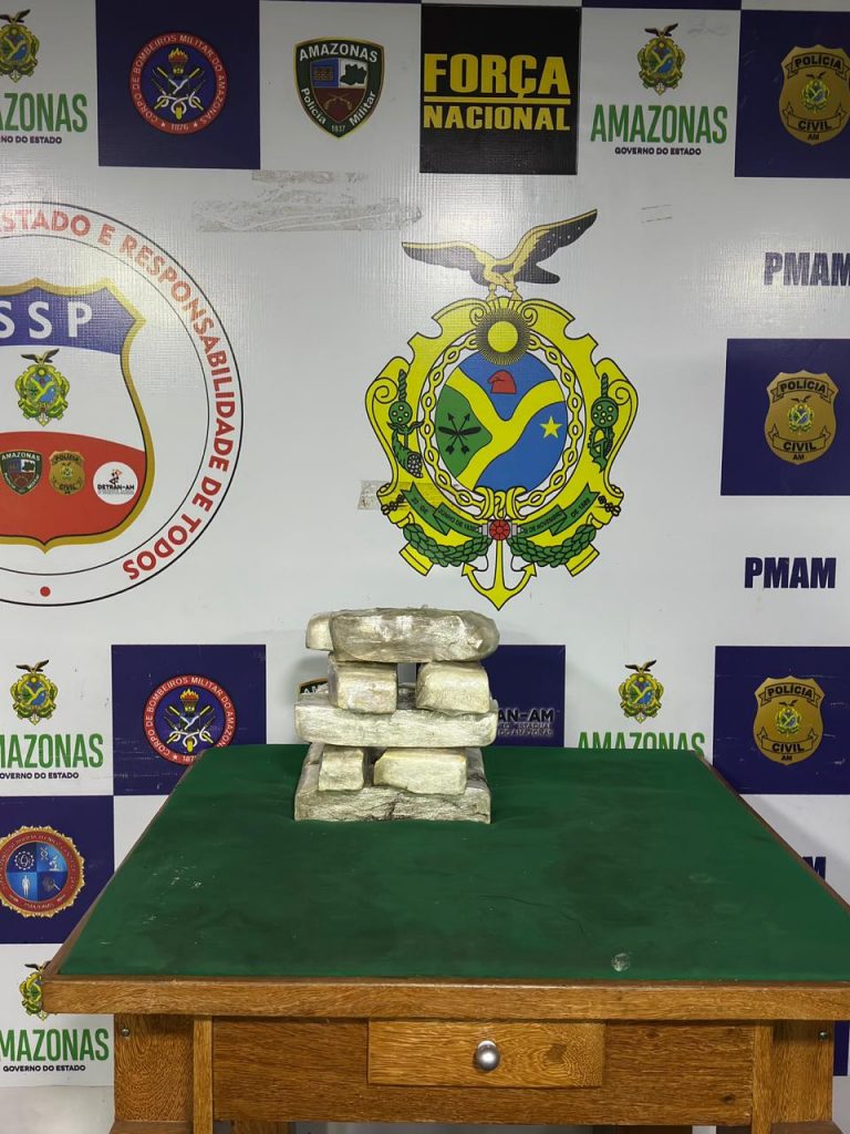 Mulher é presa com 10 quilos de drogas em Coari