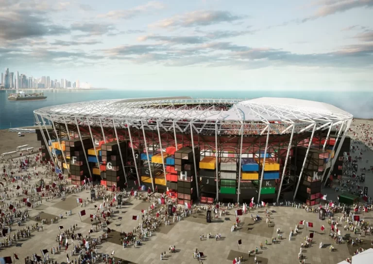 Estádio feito com 974 conteineres para Copa do Catar