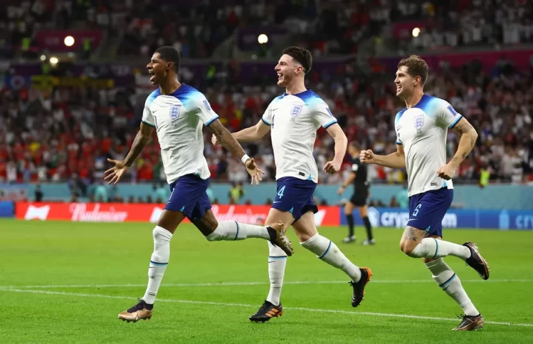Copa do Mundo: Inglaterra e EUA avançam para as oitavas de final