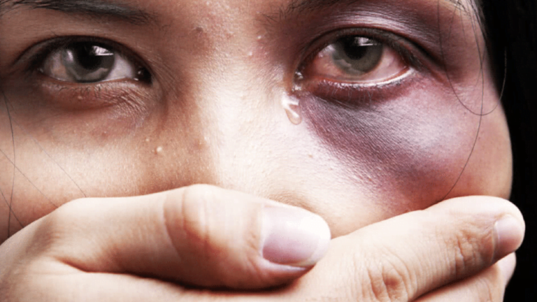 Casos de violência doméstica aumentam durante as festas de fim de ano em Manaus