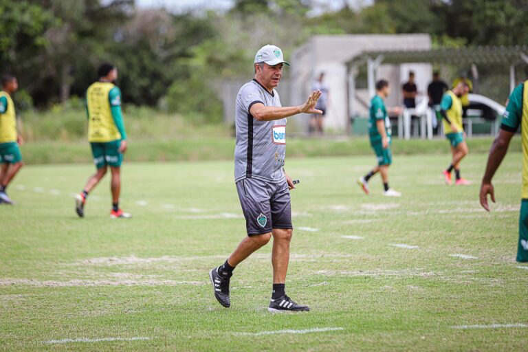 Manaus FC e RPE Parintins se enfrentam hoje (29), na Arena da Amazônia Manaus FC e RPE Parintins se enfrentam hoje (29), na Arena da Amazônia
