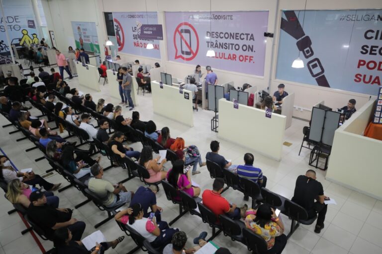 Curso gratuito de mecânica e monitor de transporte escolar abre 150 vagas em Manaus