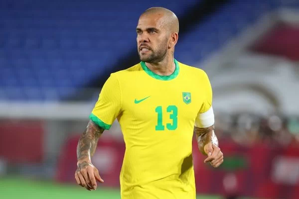 Daniel Alves é investigado por suposto assédio sexual