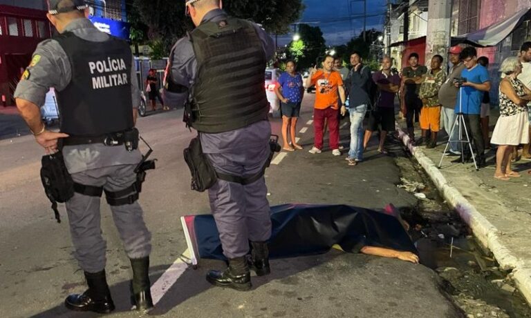 Homem é executado a tiros na frente do pai no bairro Aparecida