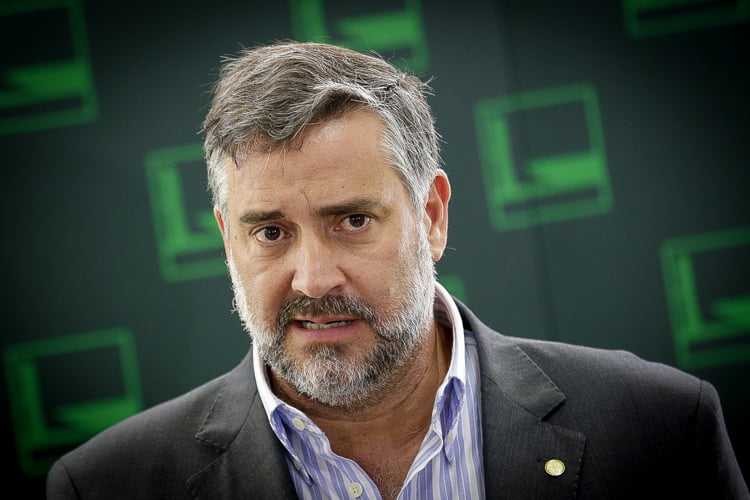 "Comunicação de governo precisa recuperar credibilidade", diz ministro
