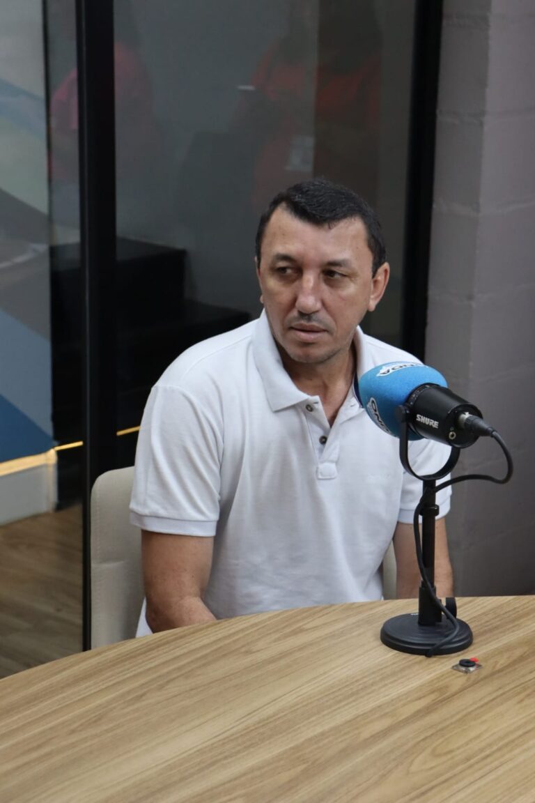 "Vereadores precisam explicar ao povo porque não assinam CPI da Águas de Manaus", diz Sassá