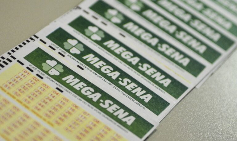 Mega-Sena acumula e prêmio sobe para  R$ 9 mi