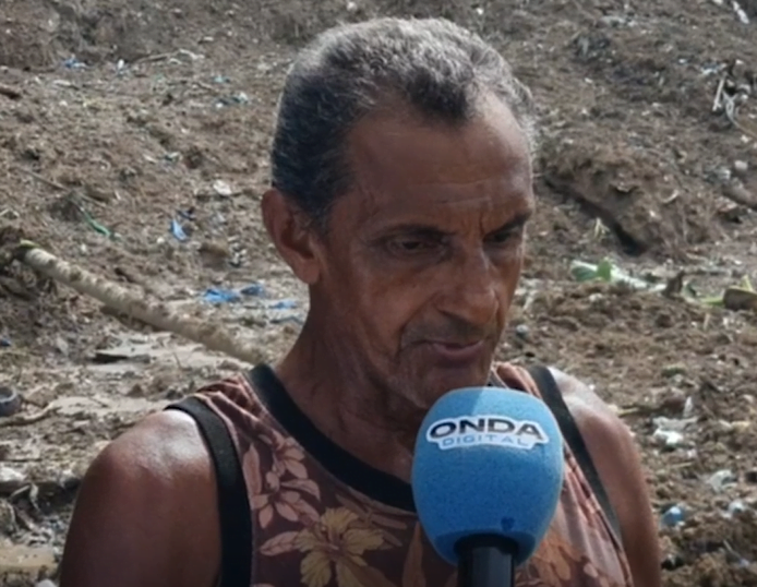 "Eu tô morando de favor", diz morador que perdeu casa em desastre em Manaus