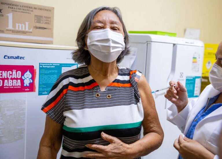 Covid-19: 75 pontos de vacinação estarão disponíveis nesta semana em Manaus